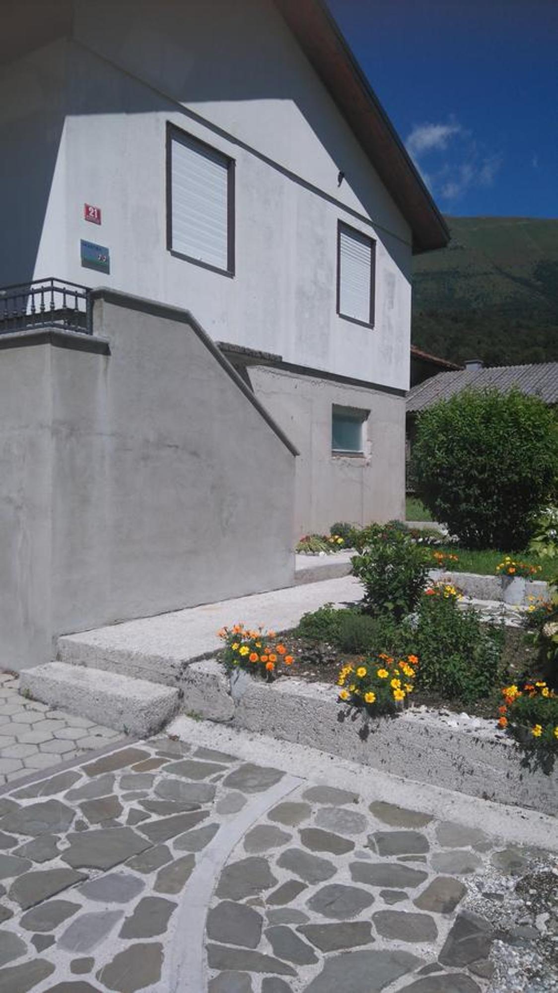 Breginj Apartment Losc - Podbela מראה חיצוני תמונה